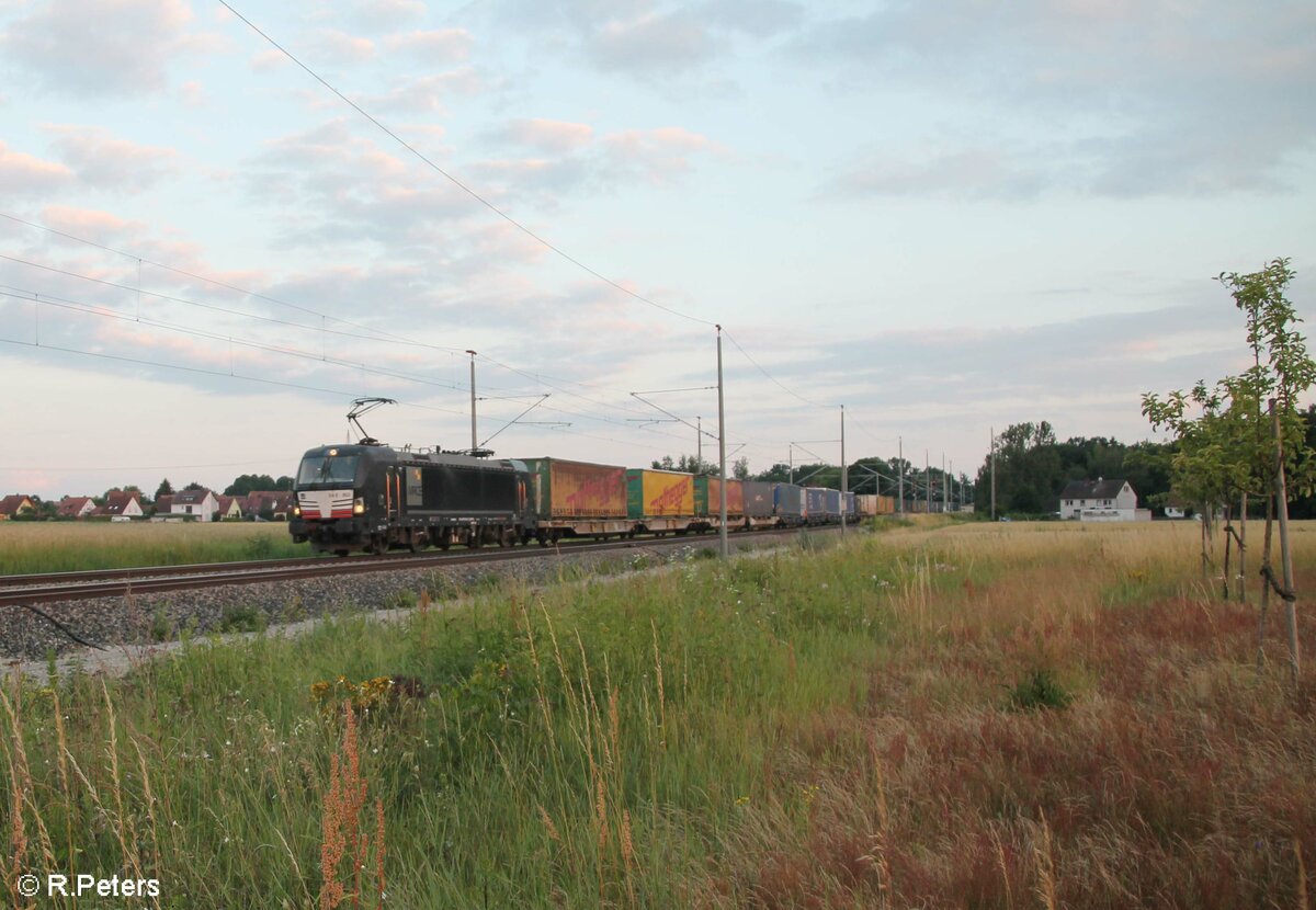 193 852 mit KLV bei Kleingründlach. 02.07.21