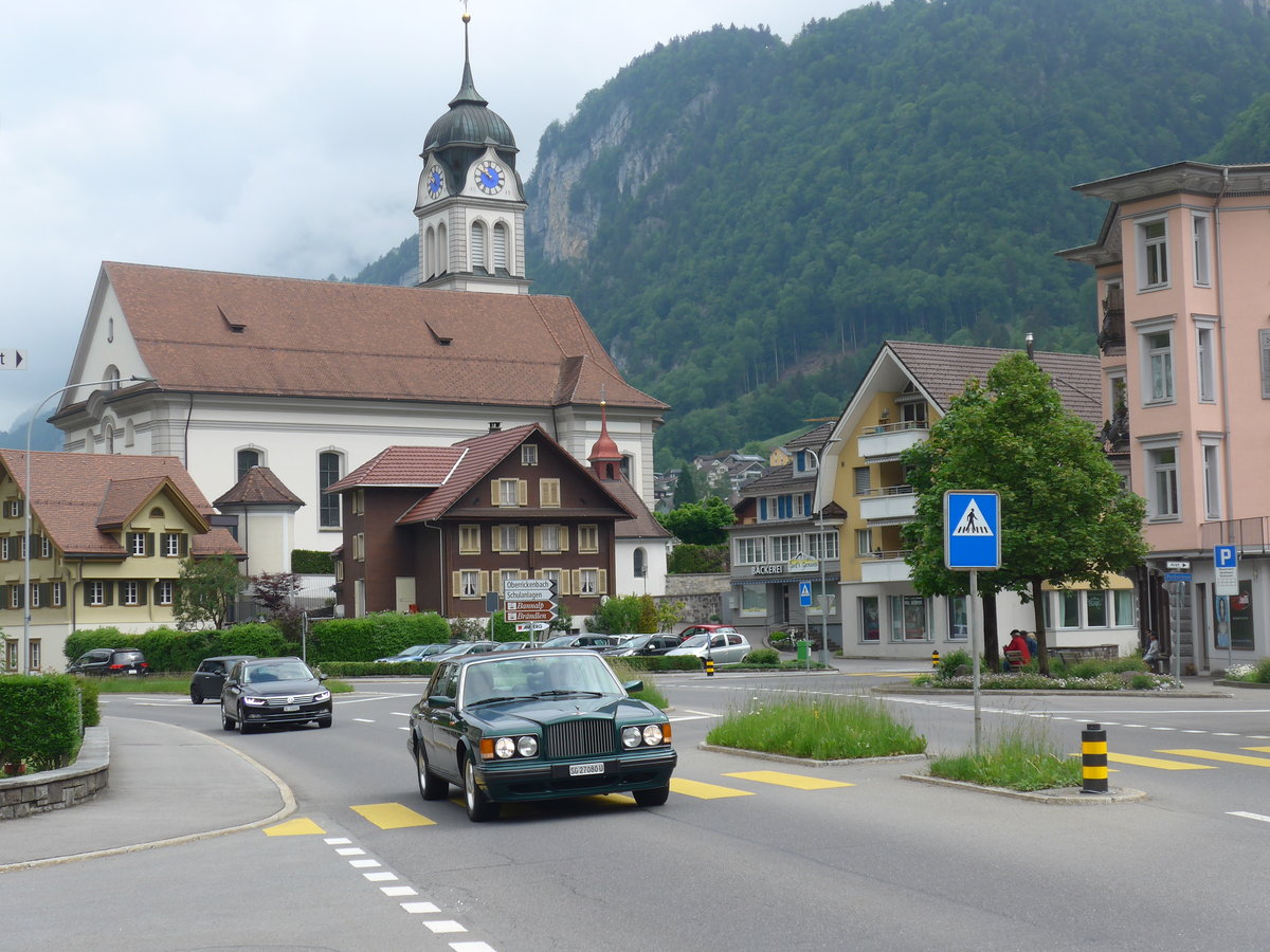 (193'066) - Bentley - SG 27'080 U - am 20. Mai 2018 in Wolfenschiessen, Hauptstrasse