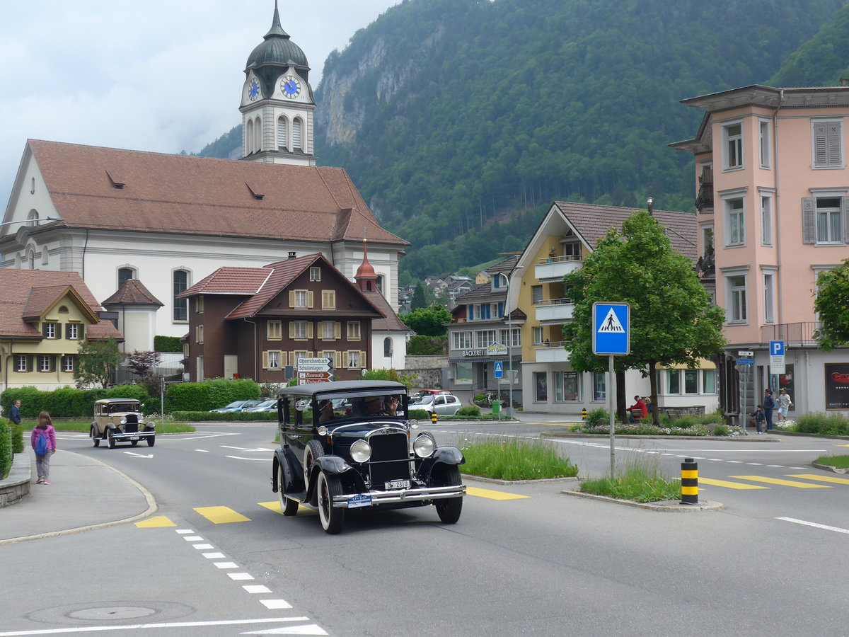 (193'068) - Nash - OW 23 U - am 20. Mai 2018 in Wolfenschiessen, Hauptstrasse