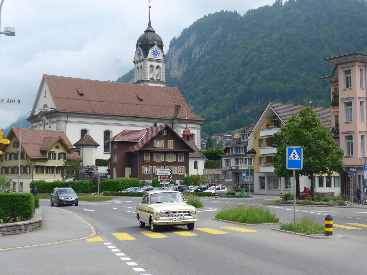 (193'076) - Vauxhall - NW 1655 - am 20. Mai 2018 in Wolfenschiessen, Hauptstrasse