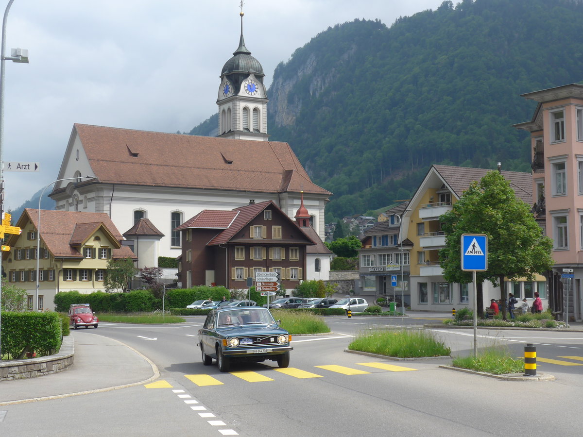 (193'093) - Volvo - AG 244'736 - am 20. Mai 2018 in Wolfenschiessen, Hauptstrasse