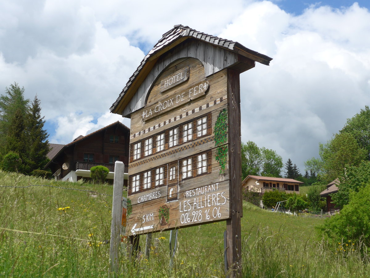 (193'324) - Hotel-Restaurant-Werbung am 21. Mai 2018 in Montbovon