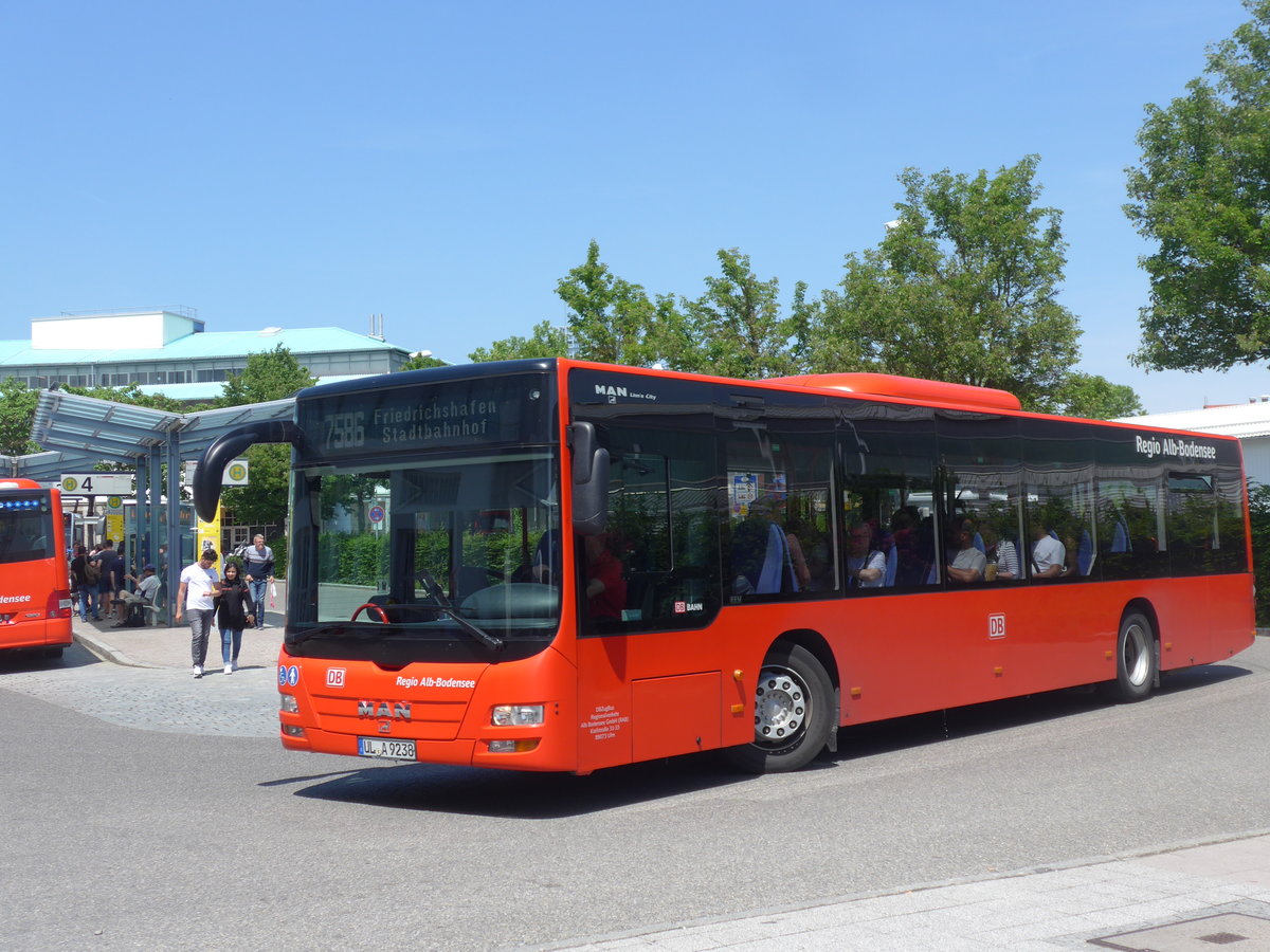 (193'561) - RAB Ulm - UL-A 9238 - MAN am 26. Mai 2018 beim Hafenbahnhof Friedrichshafen