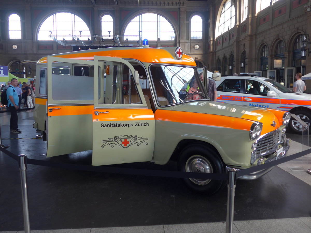 (193'878) - Sanittskorps Zrich - Checker am 9. Juni 2018 im Bahnhof Zrich