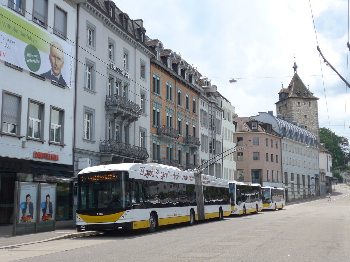 (193'950) - VBSH Schaffhausen - Nr. 103 - Hess/Hess Gelenktrolleybus am 10. Juni 2018 beim Bahnhof Schaffhausen