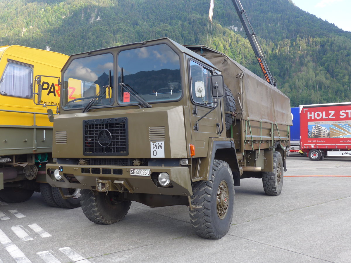 (194'317) - Saurer - SH 60'025 U - am 23. Juni 2018 in Interlaken, Flugplatz