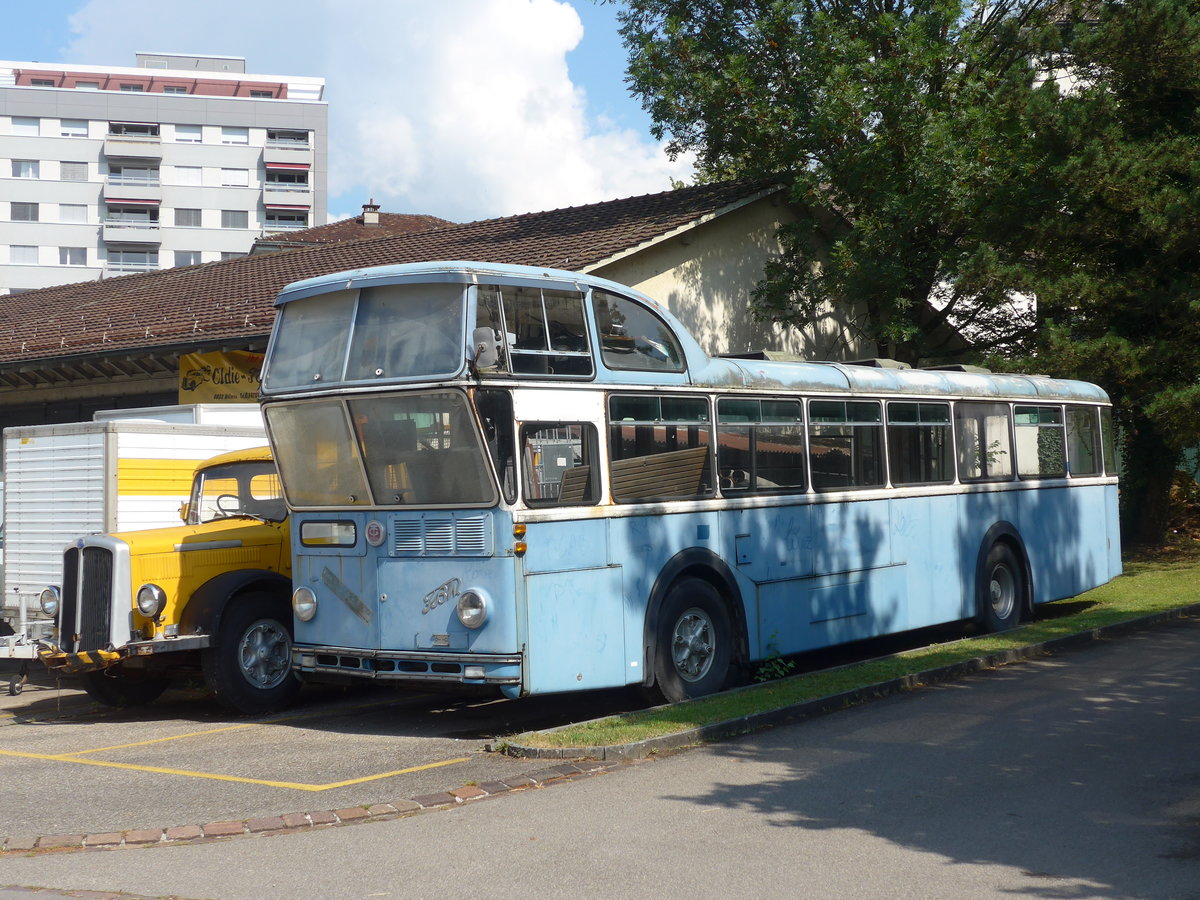 (194'548) - Oldie-Tours Zrisee, Wollerau - FBW/Tscher Hochlenker (ex VBZ Zrich Nr. 250) am 7. Juli 2018 in Uznach, Garage