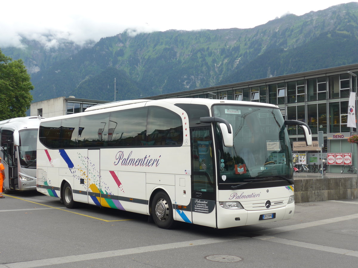 (194'963) - Aus Italien: Palmentieri, S. Cecilia - EM-239 MV - Mercedes am 21. Juli 2018 beim Bahnhof Interlaken Ost