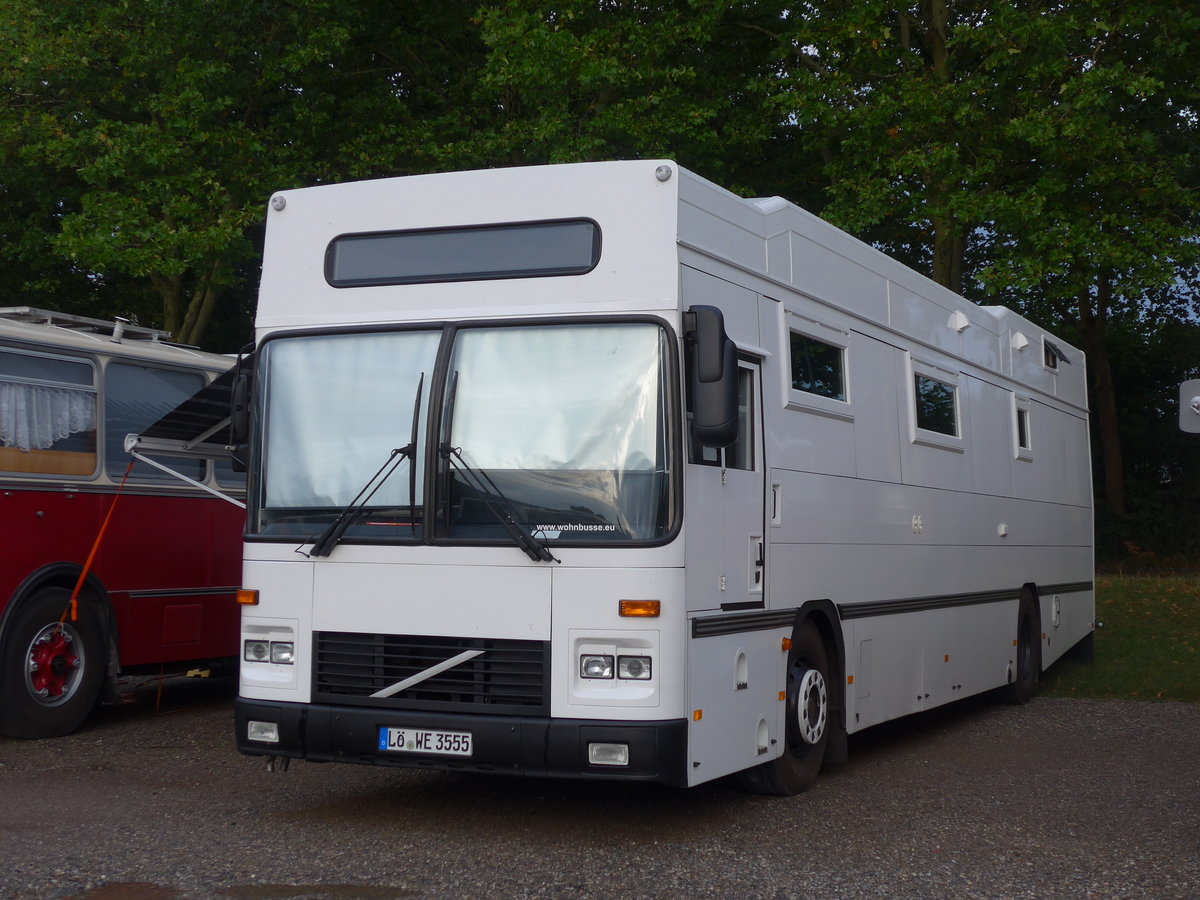 (195'871) - Volvo - L-WE 5555 - am 17. August 2018 in Wettingen, Zirkuswiese