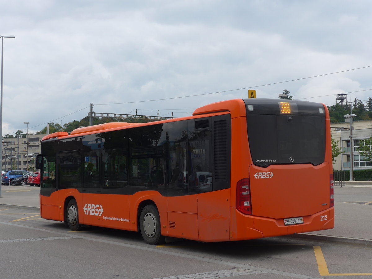 (196'543) - RBS Worblaufen - Nr. 212/BE 800'212 - Mercedes am 3. September 2018 beim Bahnhof Lyss