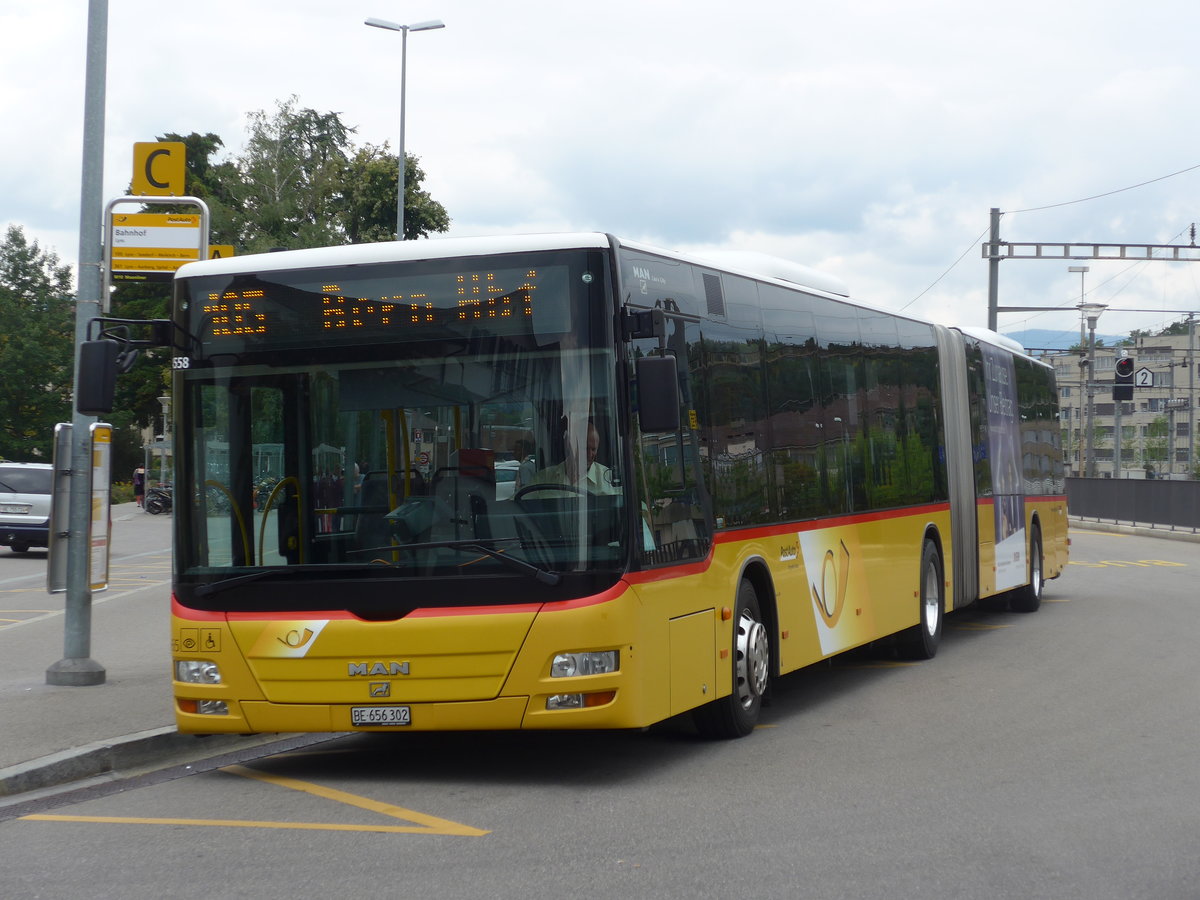 (196'547) - PostAuto Bern - Nr. 665/BE 656'302 - MAN am 3. September 2018 beim Bahnhof Lyss