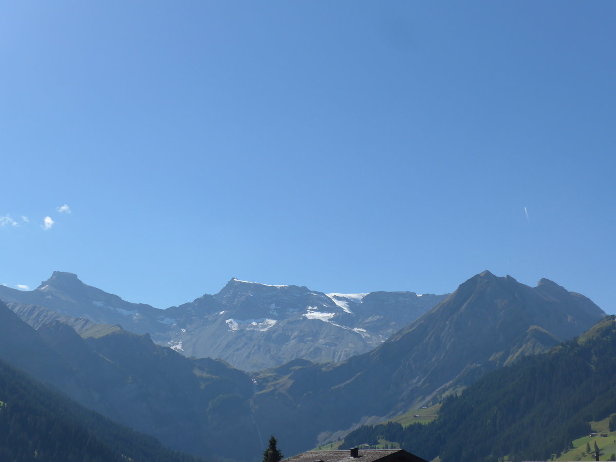 (196'622) - Steghorn, Wildstrubel und Fitzer am 9. September 2018 vom Schlegeli bei Adelboden aus