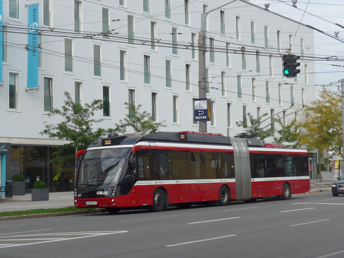 (197'150) - OBUS Salzburg - Nr. 363/S 290 TO - Solaris Gelenktrolleybus am 13. September 2018 in Salzburg, Polizeidirektion
