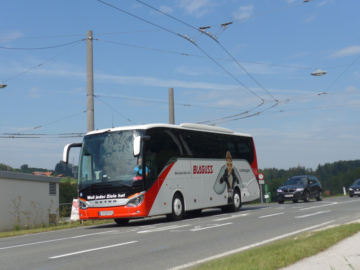 (197'195) - Vorderegger, Zell am See - S 678 TK - Setra am 13. September 2018 in Mayrwies, Daxluegstrasse