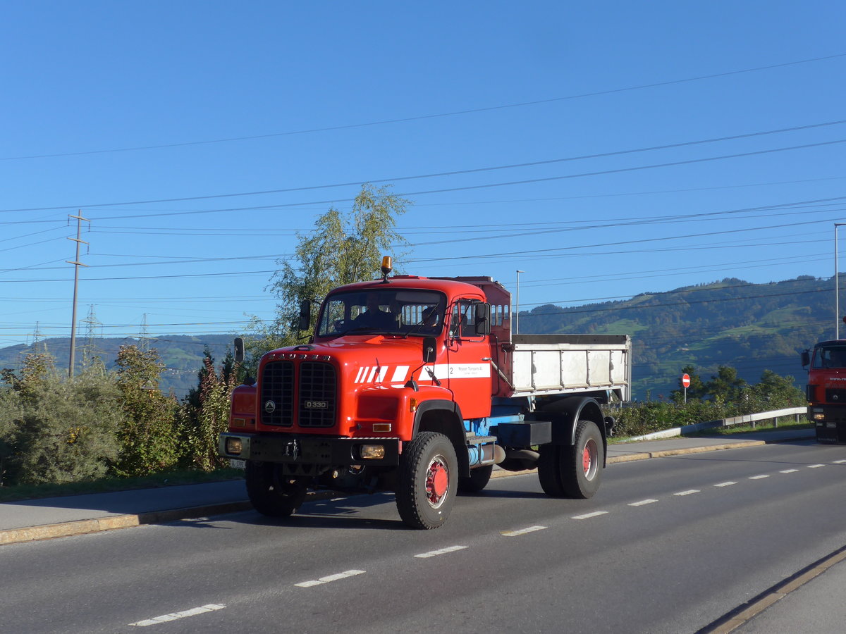 (198'144) - Reusser, Zuchwil - Nr. 2/GL 2792 - Saurer am 13. Oktober 2018 in Bilten, Schniserstrasse