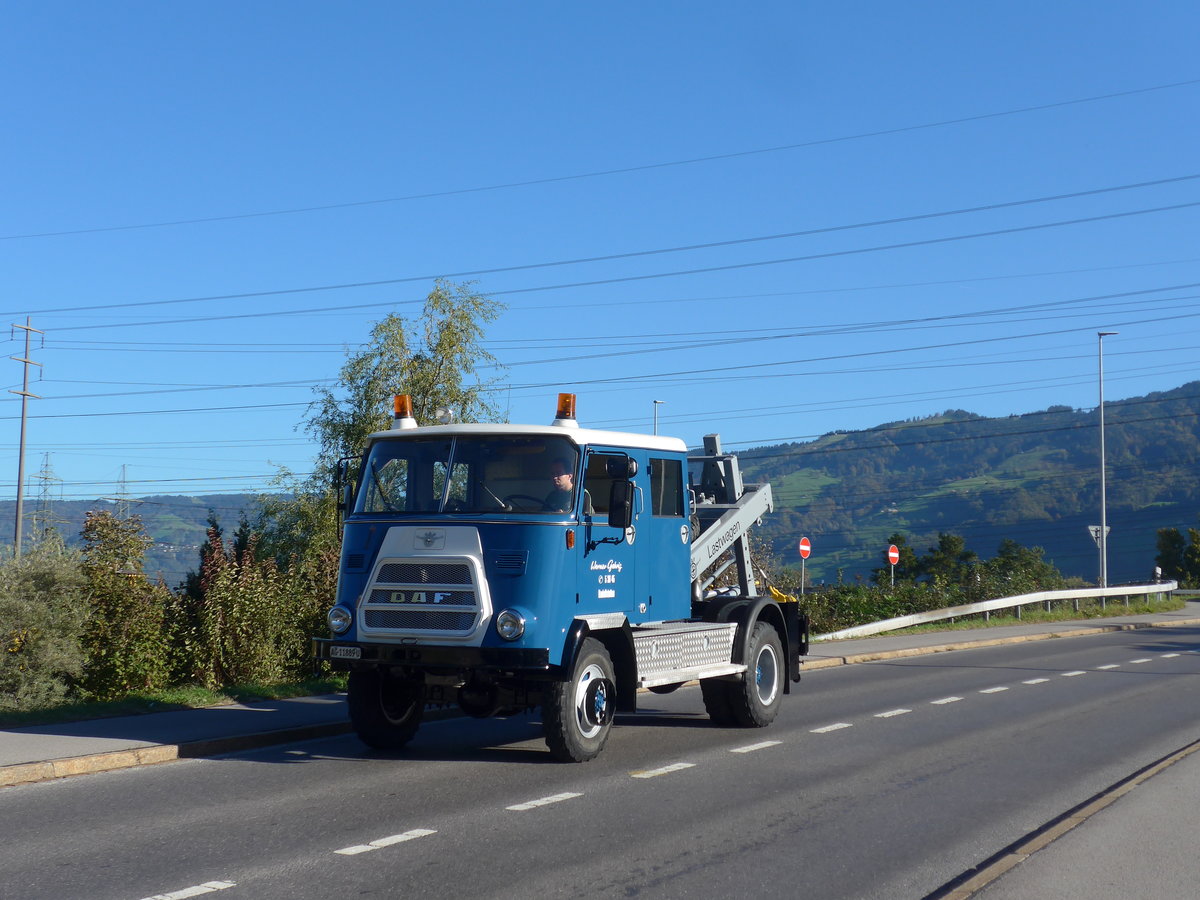 (198'163) - Gehrig, Rudolfstetten - ZH 11'889 U - DAF am 13. Oktober 2018 in Bilten, Schniserstrasse