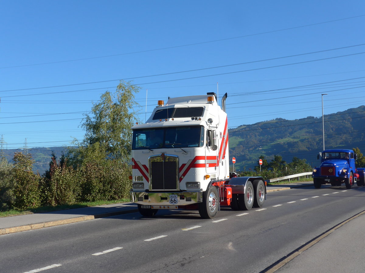 (198'164) - Kenworth - SH 52 U - am 13. Oktober 2018 in Bilten, Schniserstrasse