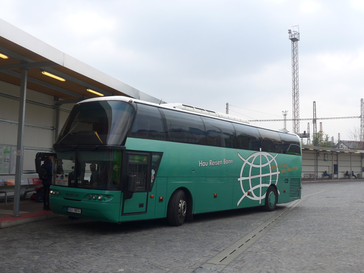 (198'608) - Andanas Trans, Odolena Voda - 4SJ 9874 - Neoplan (ex Hau, D-Bonn) am 19. Oktober 2018 in Praha, Florenc