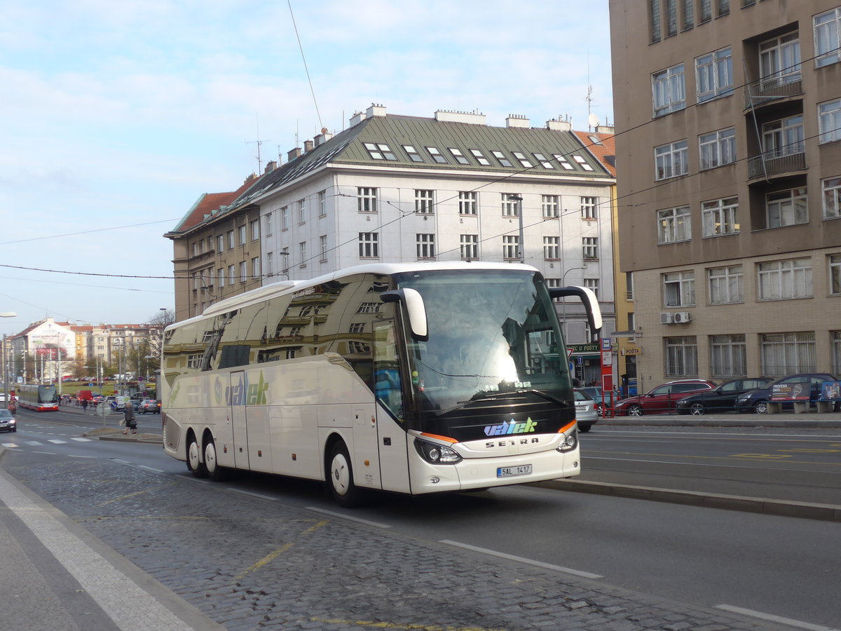 (198'778) - Vlek, Most - 5AL 1417 - Setra am 20. Oktober 2018 in Praha, Kafkova