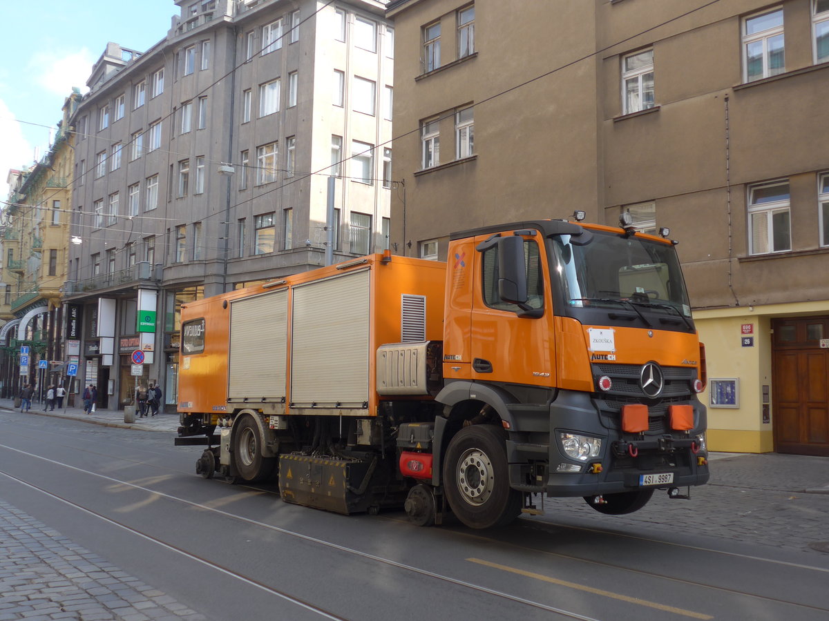 (198'865) - Mercedes - 4SI 9987 - am 20. Oktober 2018 in Praha