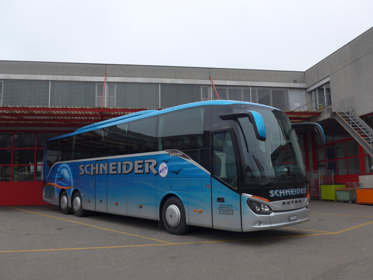 (199'420) - Schneider, Langendorf - SO 28'119 - Setra am 18. November 2018 in Kloten, EvoBus