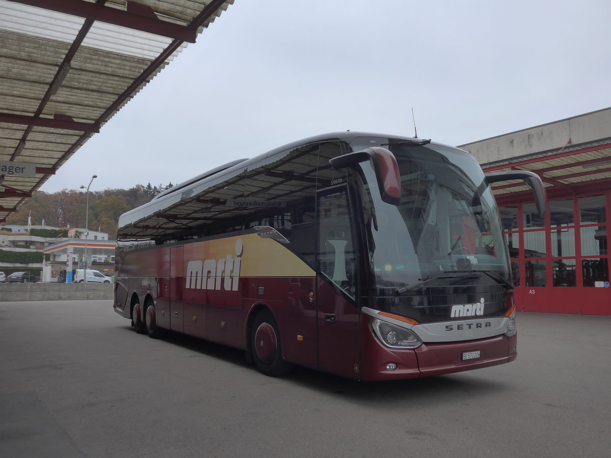 (199'421) - Marti, Kallnach - Nr. 6/BE 572'206 - Setra am 18. November 2018 in Kloten, EvoBus