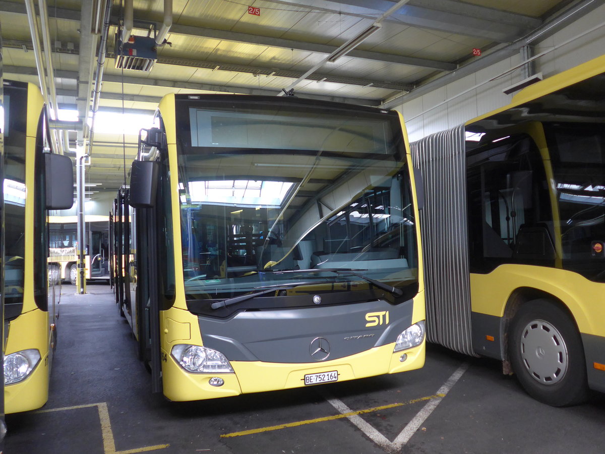 (199'594) - STI Thun - Nr. 164/BE 752'164 - Mercedes am 25. November 2018 in Thun, Garage