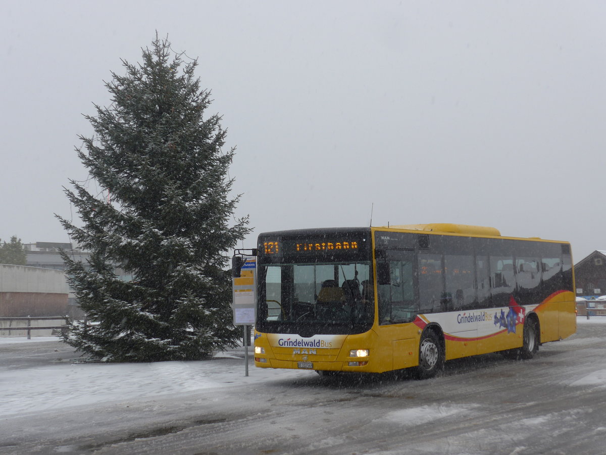 (199'886) - AVG Grindelwald - Nr. 14/BE 202'568 - MAN/Gppel am 10. Dezember 2018 beim Bahnhof Grindelwald