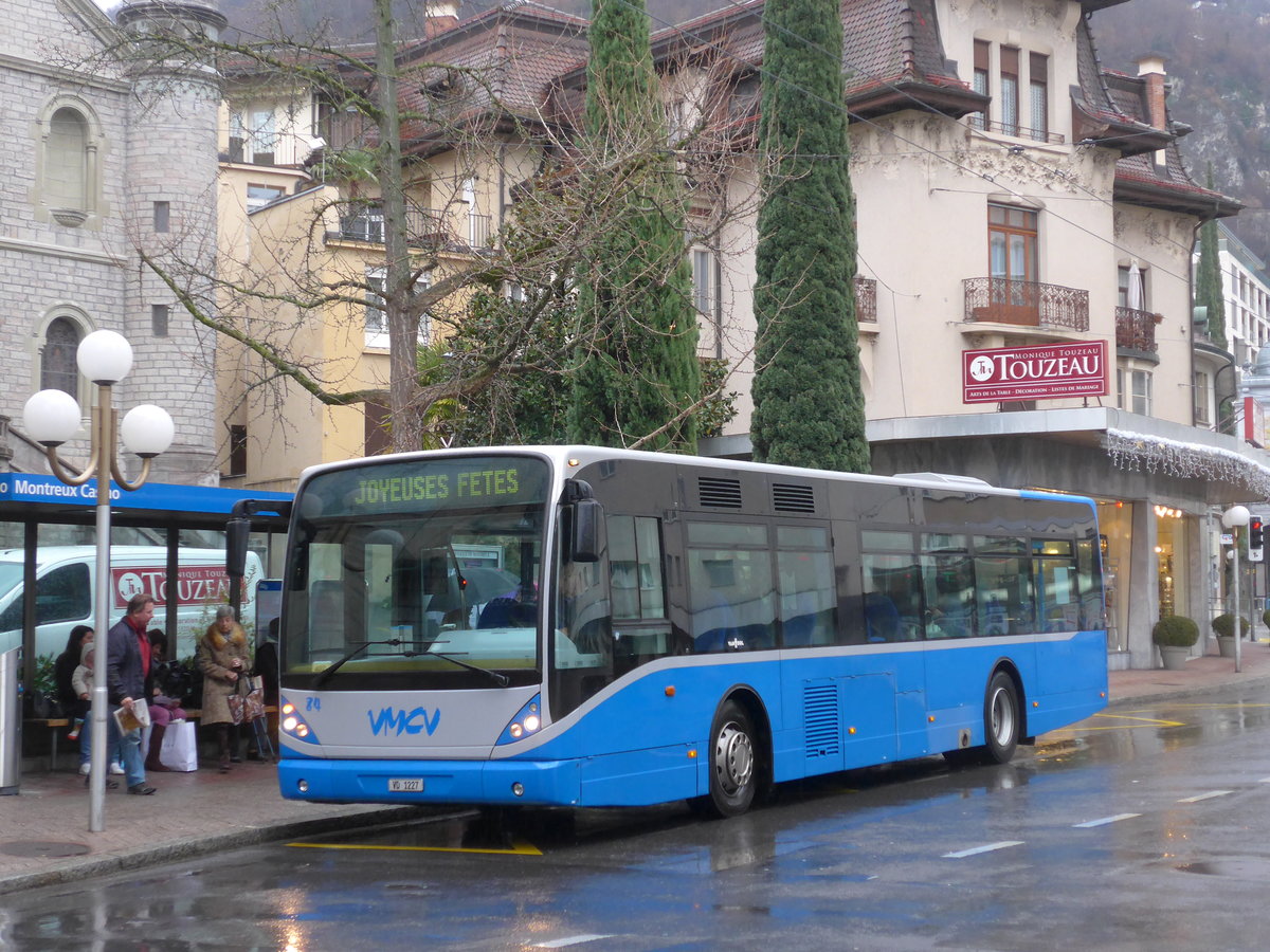 (200'020) - VMCV Clarens - Nr. 84/VD 1227 - Van Hool am 17. Dezember 2018 in Montreux, Casino