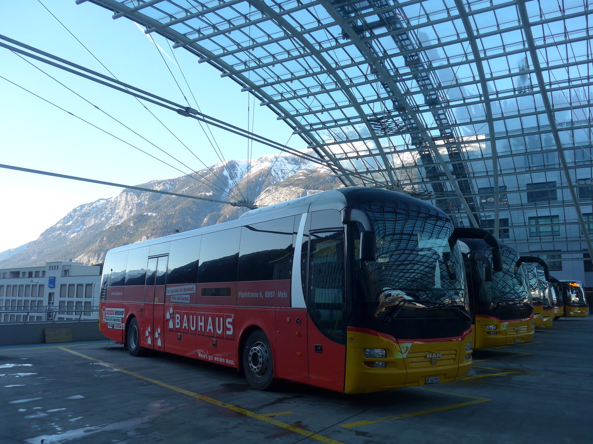 (200'307) - PostAuto Graubnden - GR 162'991 - MAN am 26. Dezember 2018 in Chur, Postautostation