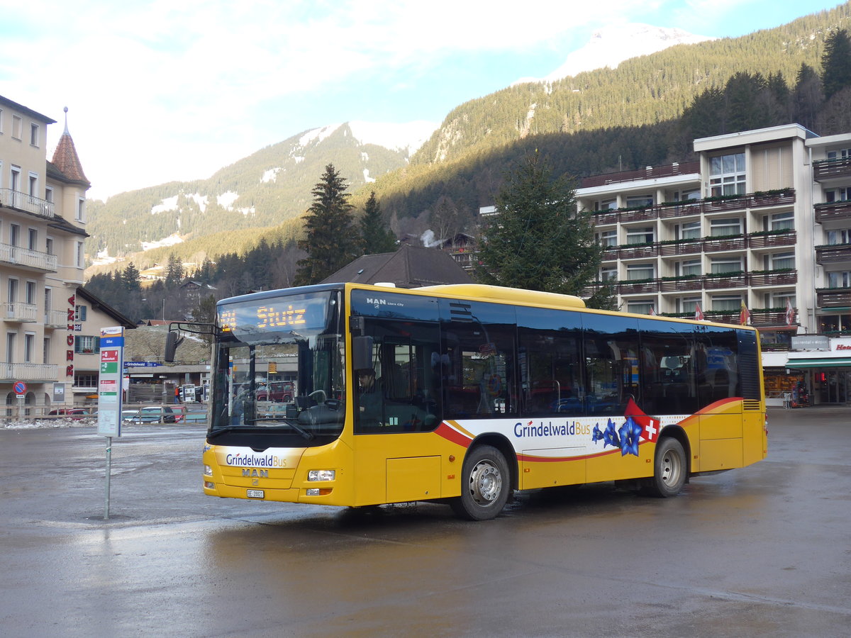 (200'486) - AVG Grindelwald - Nr. 16/BE 28'821 - MAN am 1. Januar 2019 beim Bahnhof Grindelwald