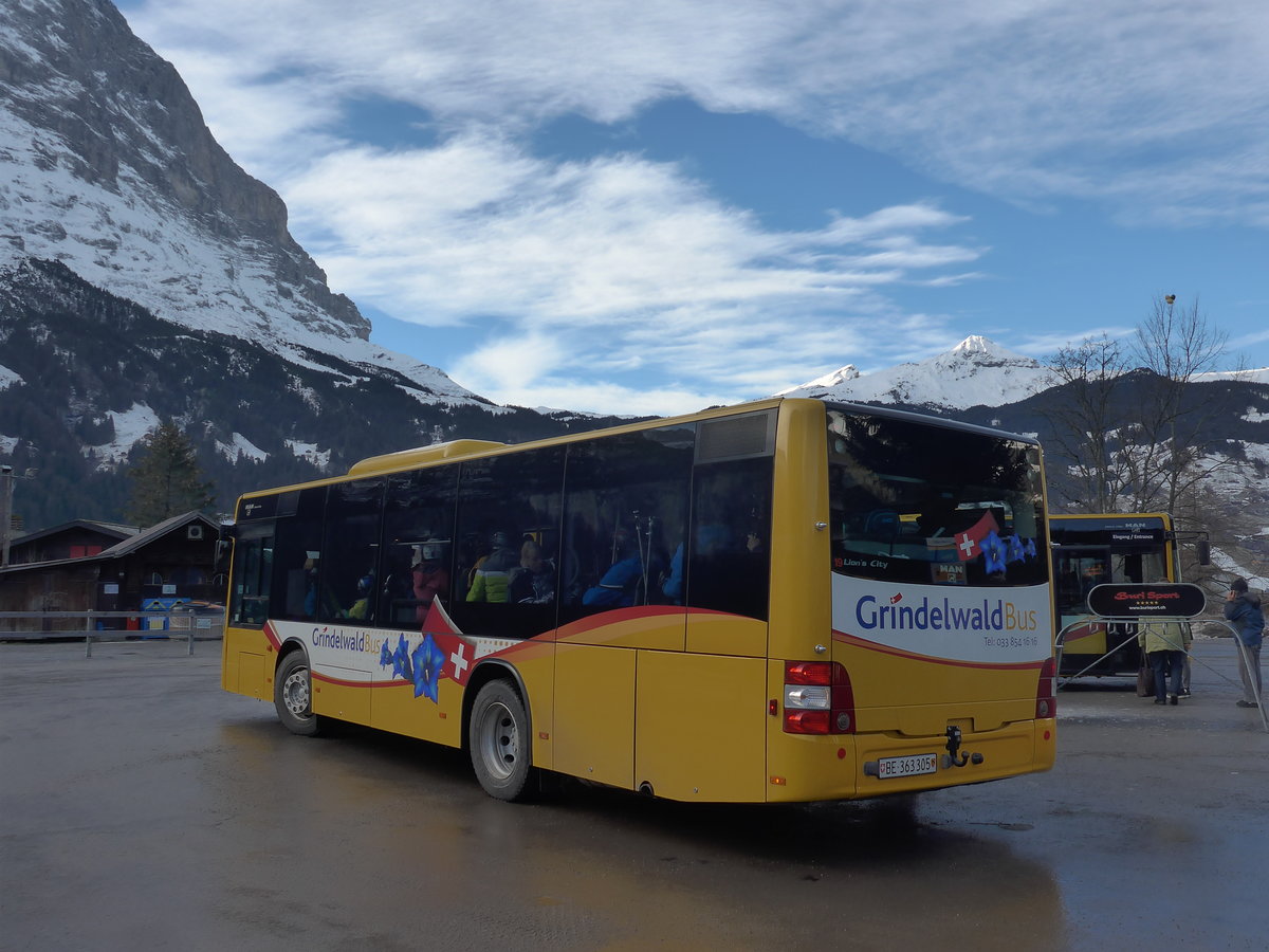 (200'492) - AVG Grindelwald - Nr. 19/BE 363'305 - MAN/Gppel am 1. Januar 2019 beim Bahnhof Grindelwald