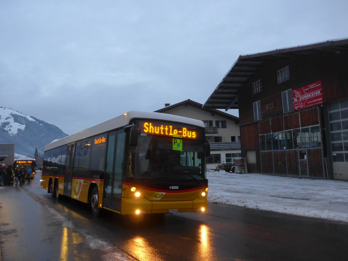 (200'701) - Engeloch, Riggisberg - Nr. 18/BE 704'610 - Scania/Hess am 12. Januar 2019 beim Bahnhof Frutigen