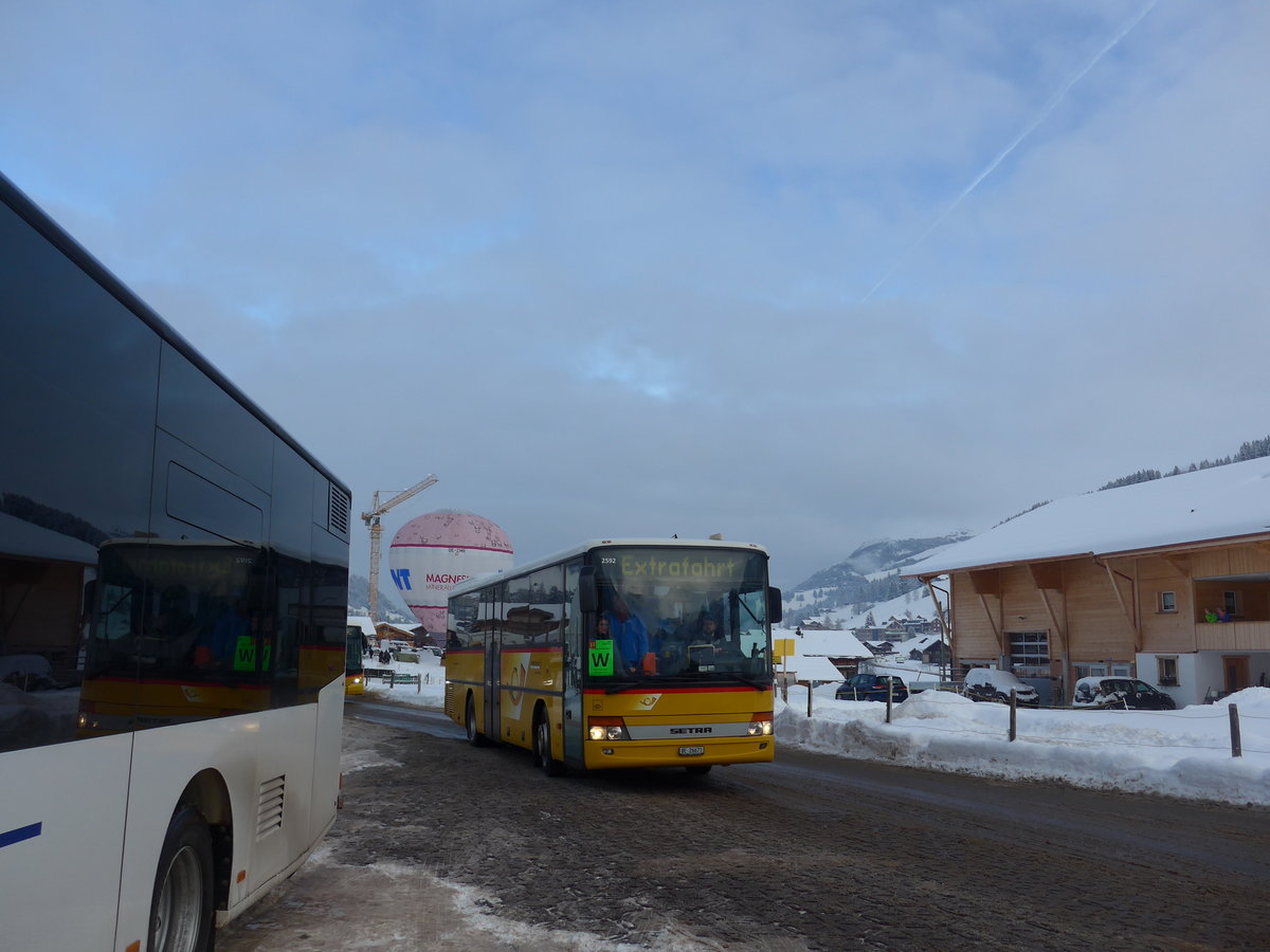 (200'804) - Spring, Schwenden - BE 26'671 - Setra am 12. Januar 2019 in Adelboden, Weltcup