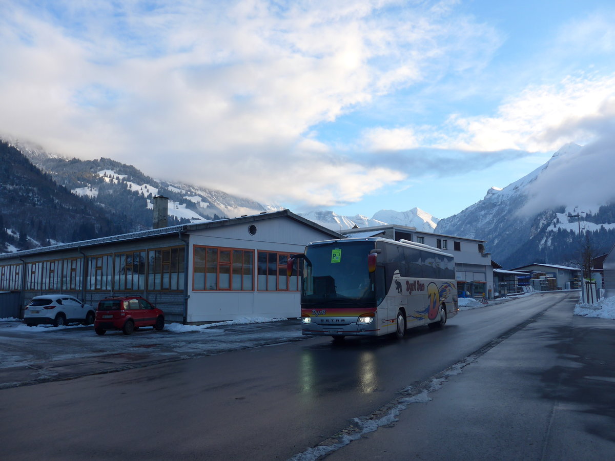 (200'980) - Dysli, Bern - Nr. 29/BE 51'702 - Setra am 12. Januar 2019 beim Bahnhof Frutigen