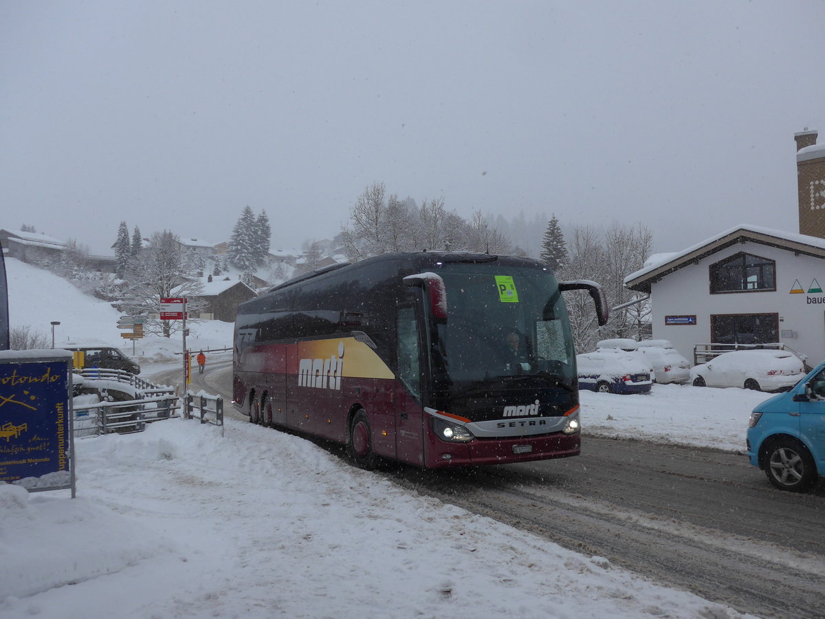 (201'082) - Marti, Kallnach - Nr. 20/BE 572'220 - Setra am 13. Januar 2019 in Adelboden, Oey