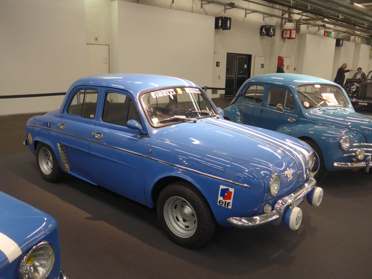 (201'542) - Renault am 11. Februar 2019 in Basel, MUBA