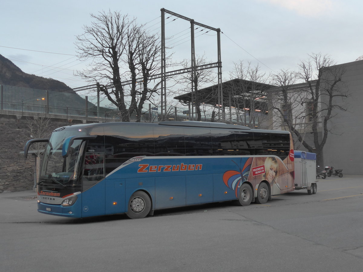 (201'926) - Zerzuben, Visp-Eyholz - Nr. 11/VS 55'832 - Setra am 3. Mrz 2019 beim Bahnhof Brig