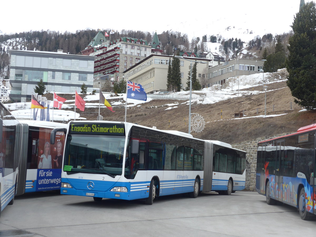 (202'110) - RTB Altsttten - Nr. 2/SG 213'054 - Mercedes am 10. Mrz 2019 beim Bahnhof St. Moritz