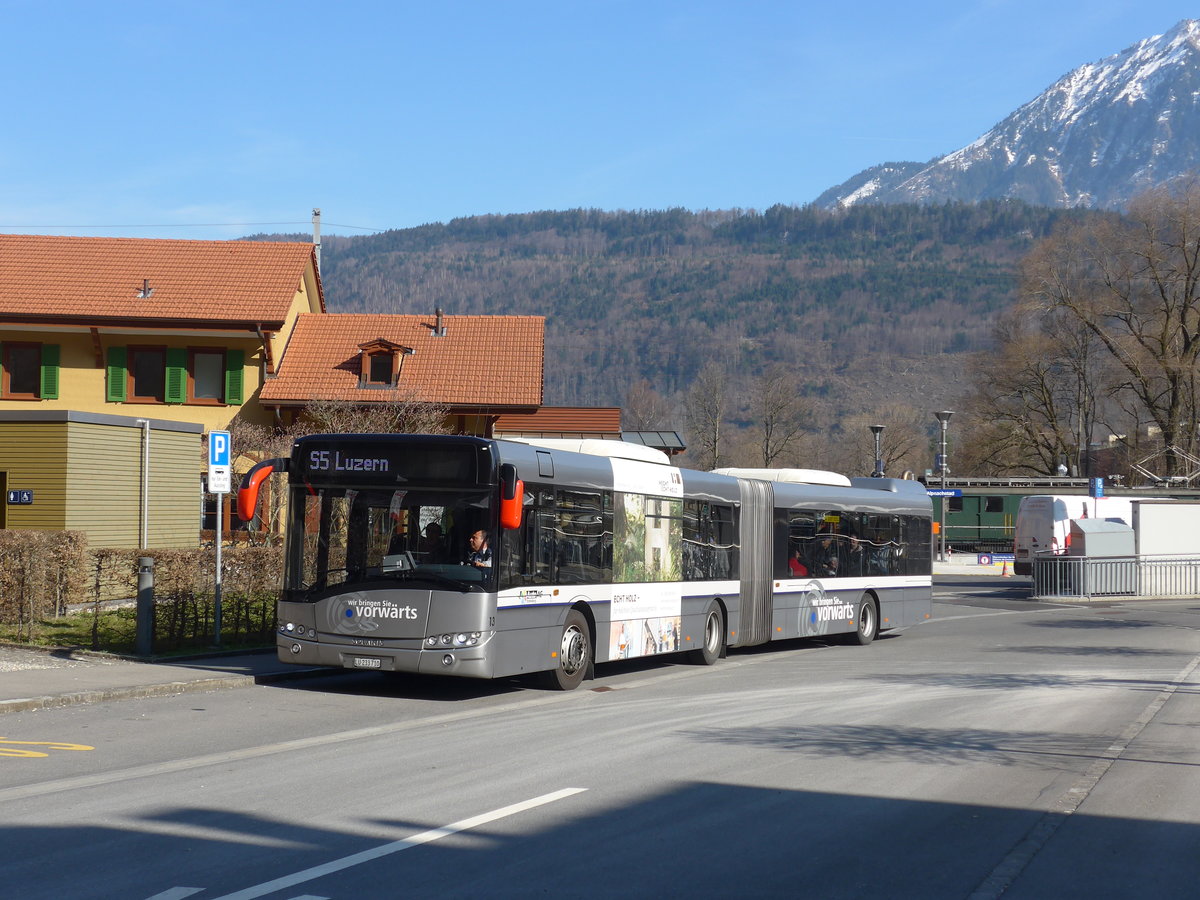 (202'879) - AAGR Rothenburg - Nr. 13/LU 233'710 - Solaris am 22. Mrz 2019 beim Bahnhof Alpnachstad