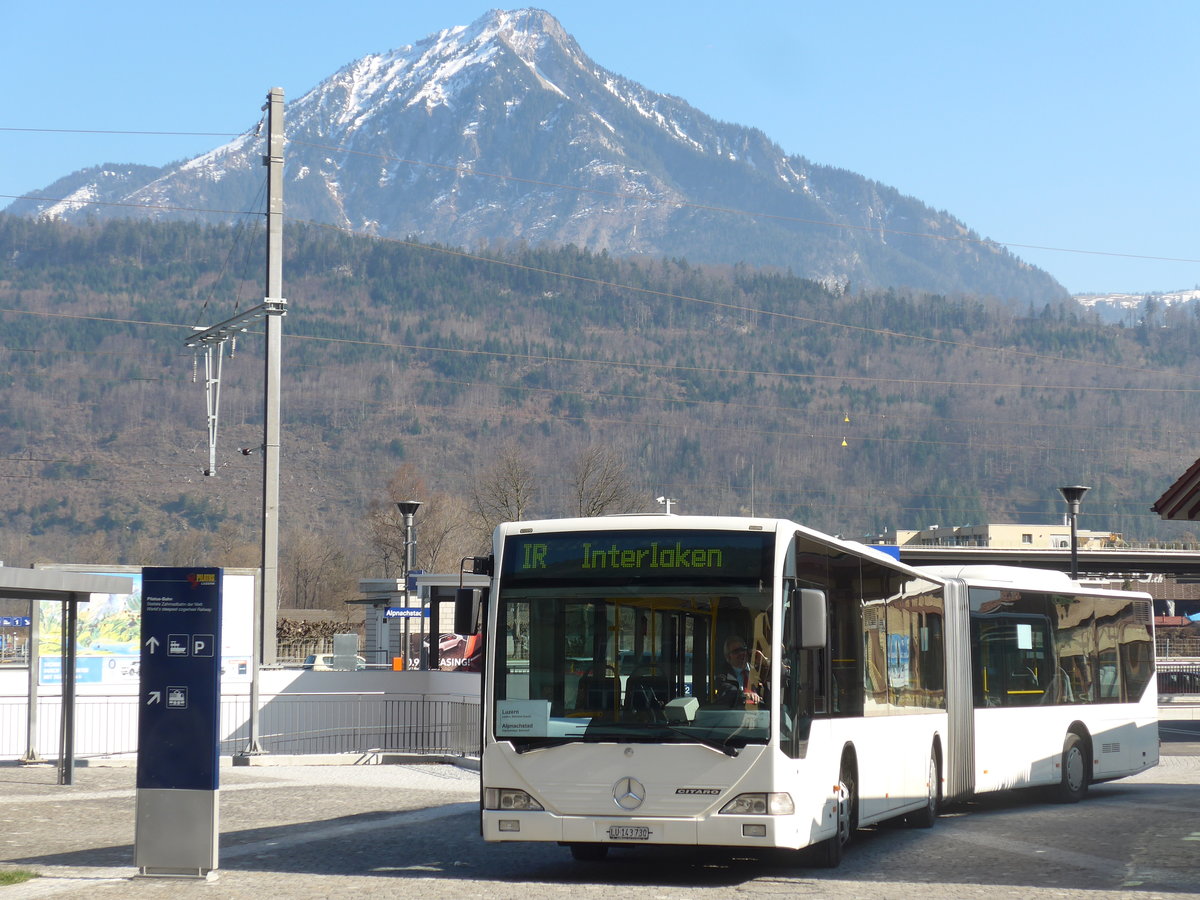 (203'040) - ARAG Ruswil - LU 143'730 - Mercedes (ex Schneider, Ermenswil Nr. 7) am 23. Mrz 2019 beim Bahnhof Alpnachstad