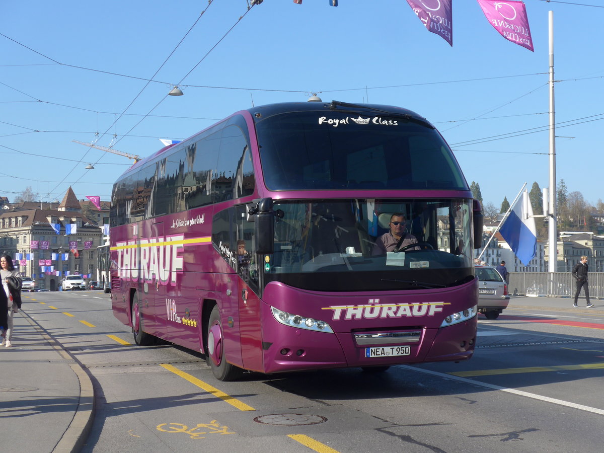 (203'360) - Aus Deutschland: Thrauf, Bad Windsheim - NEA-T 950 - Neoplan am 30. Mrz 2019 in Luzern, Bahnhofbrcke