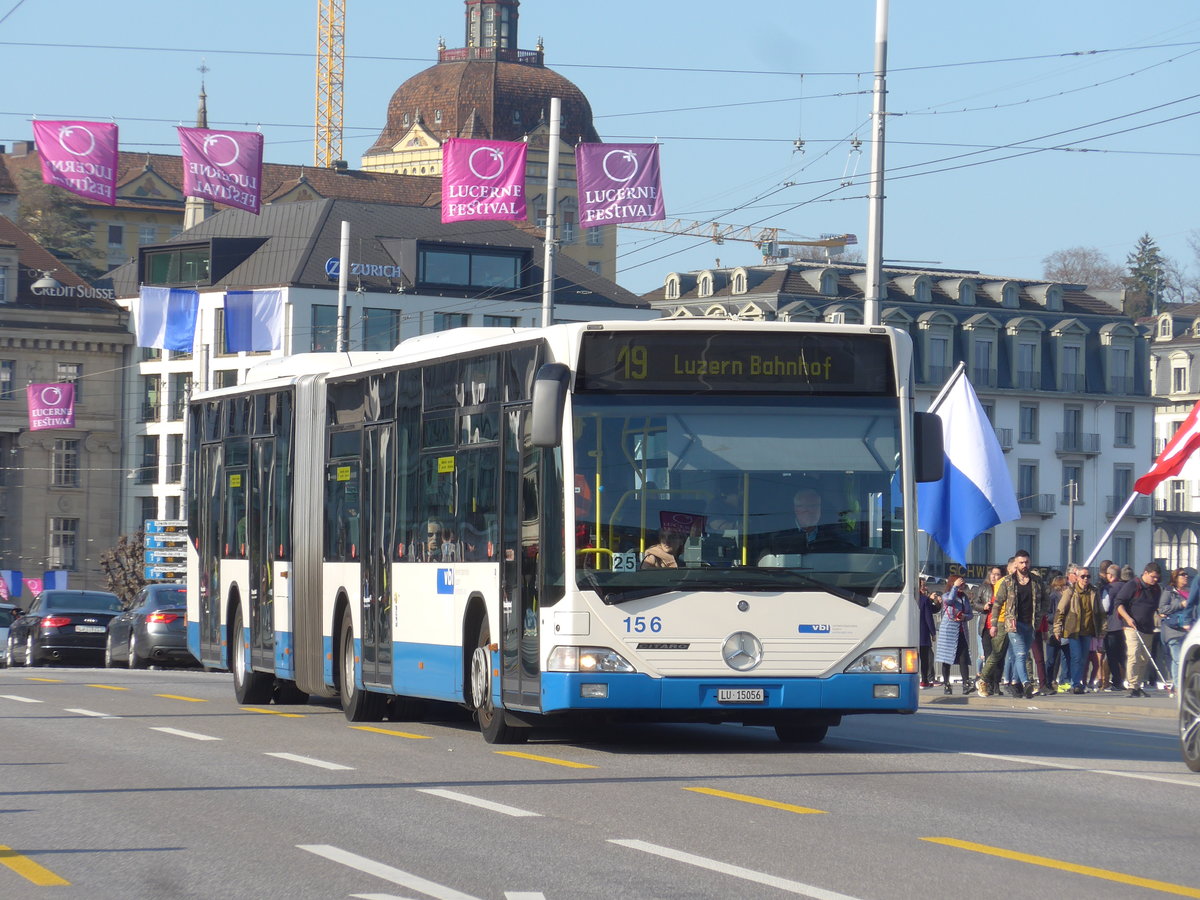 (203'378) - VBL Luzern - Nr. 156/LU 15'056 - Mercedes am 30. Mrz 2019 in Luzern, Bahnhofbrcke