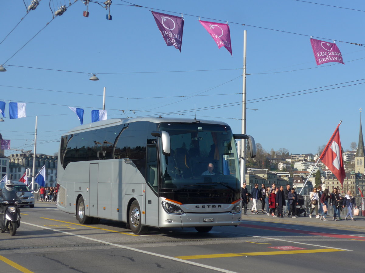 (203'389) - Meier, Zrich - ZH 263'639 - Setra am 30. Mrz 2019 in Luzern, Bahnhofbrcke