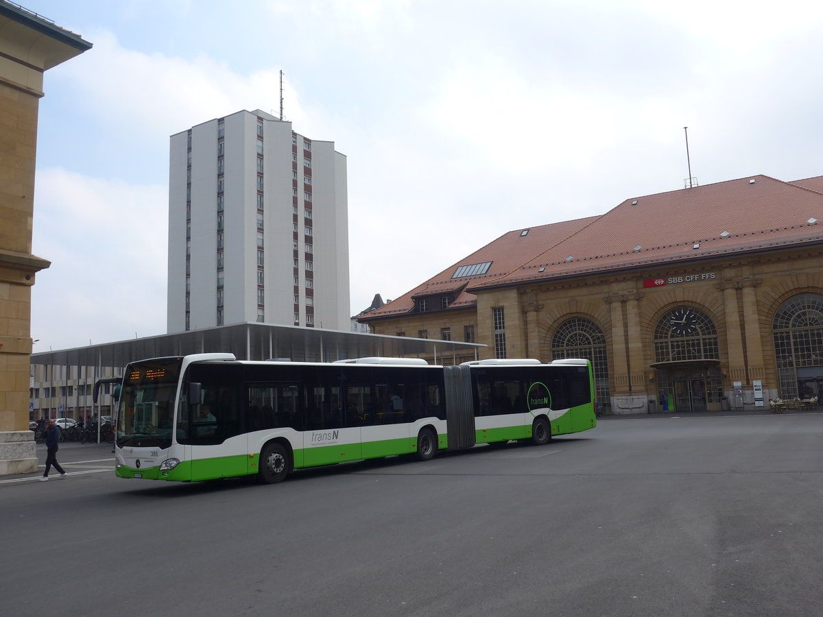 (203'600) - transN, La Chaux-de-Fonds - Nr. 386/NE 146'386 - Mercedes am 13. April 2019 beim Bahnhof La Chaux-de-Fonds