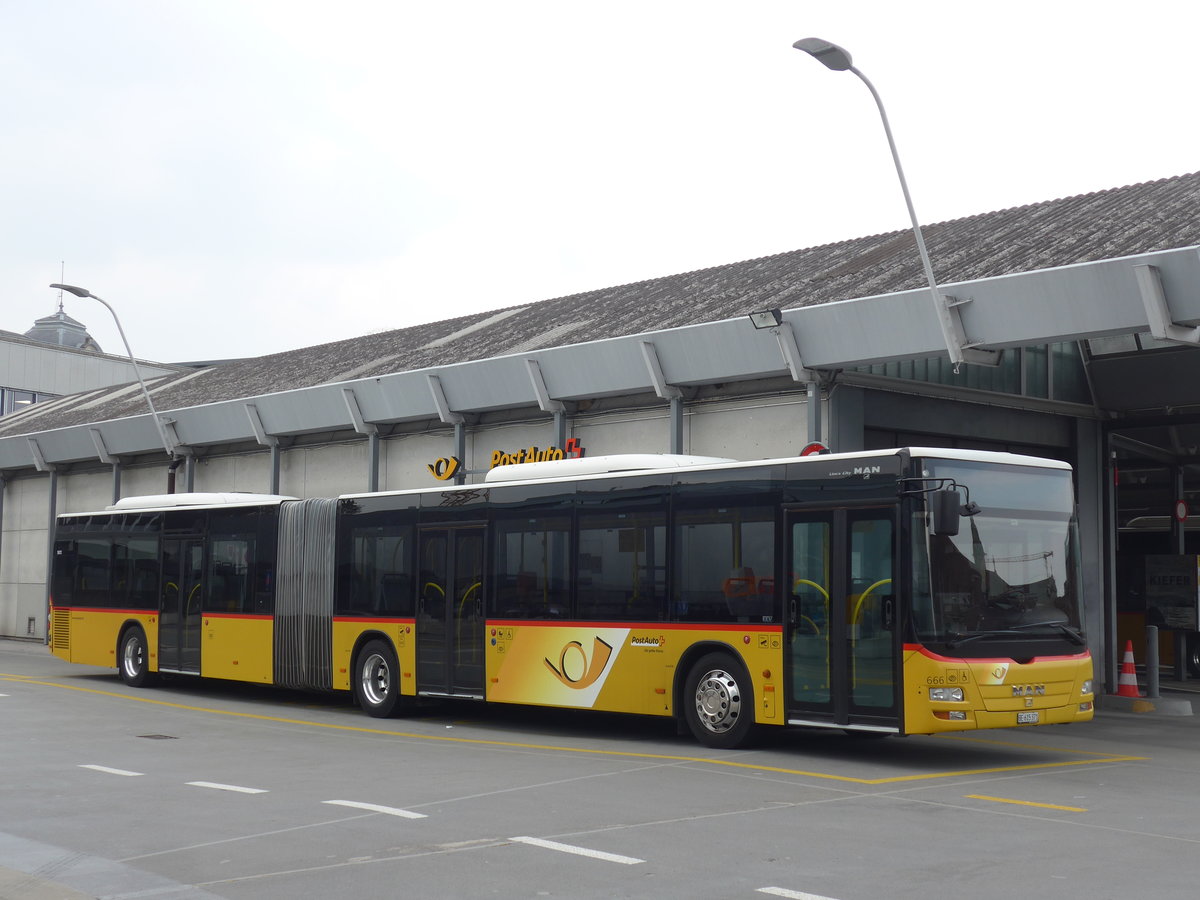 (203'636) - PostAuto Bern - Nr. 666/BE 615'371 - MAN am 13. April 2019 in Bern, Postautostation