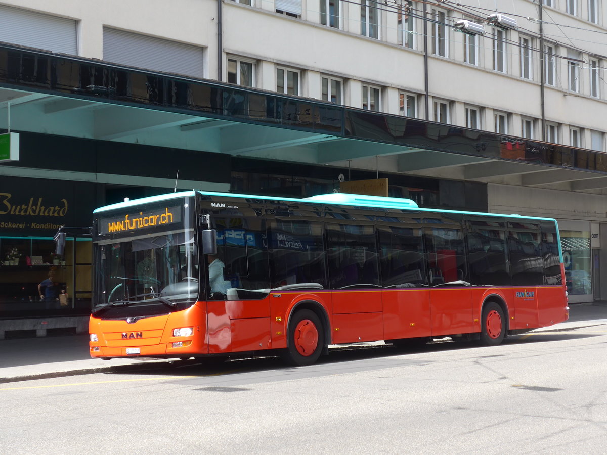 (203'908) - Funi-Car, Biel - Nr. 3/BE 100'203 - MAN am 22. April 2019 beim Bahnhof Biel