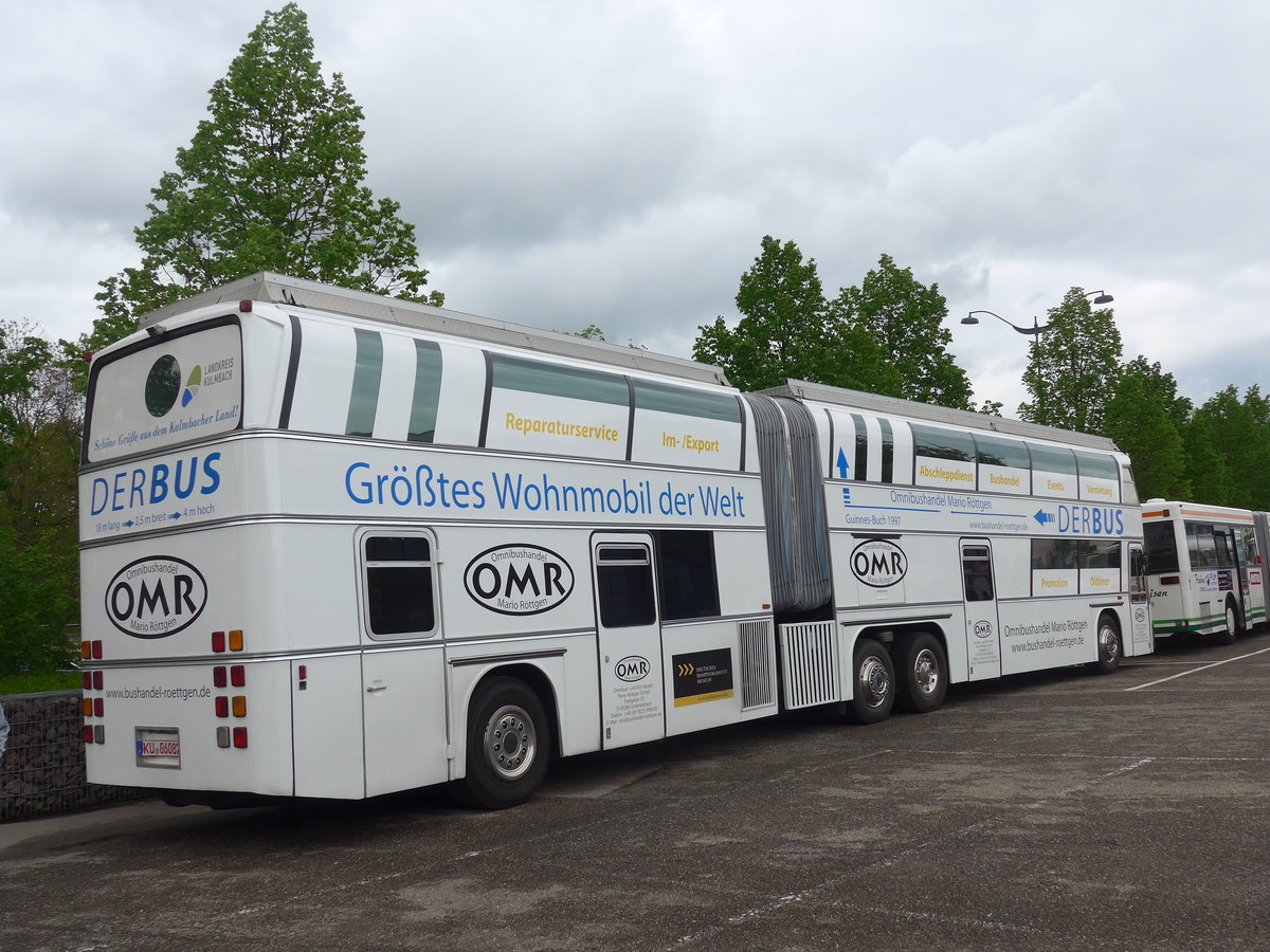 (203'984) - Aus Deutschland: Rttgen, Untersteinach - KU 06'082 - Neoplan am 26. April 2019 in Haguenau, Parkplatz (1997: Grsstes Wohnmobil der Welt) 