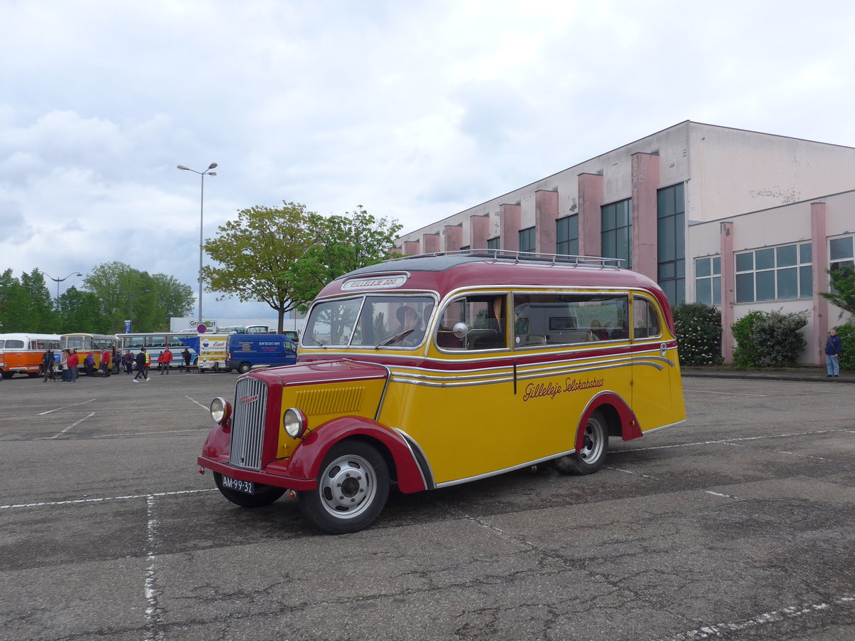 (203'988) - Aus Holland: Spierings, Rijkevoort - AM-99-32 - Opel (ex Gilleleje, DK-Selskabsbus) am 26. April 2019 in Haguenau, Parkplatz