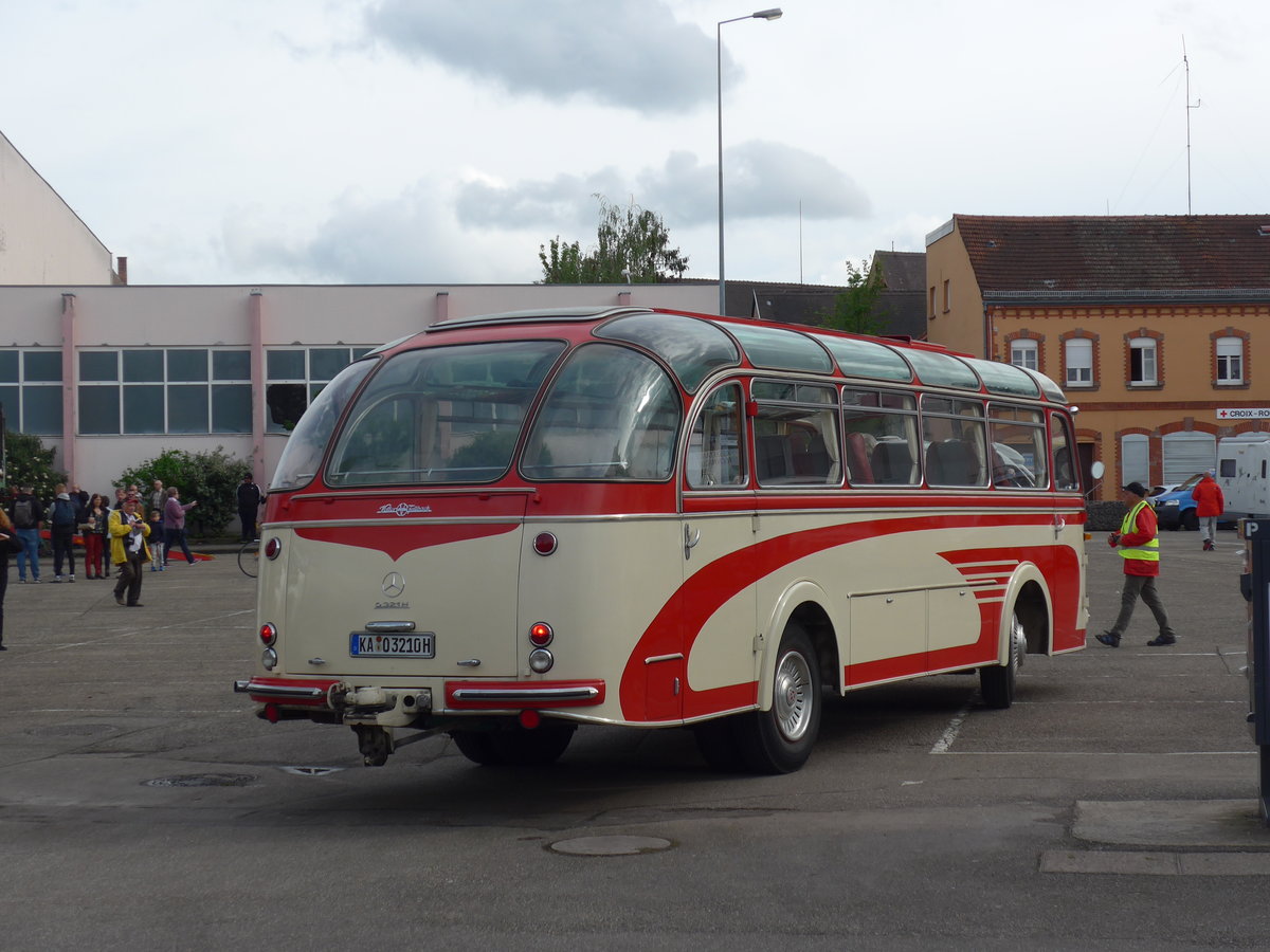 (204'066) - Aus Deutschland: ??? - KA-O 3210H - Mercedes/Vetter am 26. April 2019 in Haguenau, Parkplatz